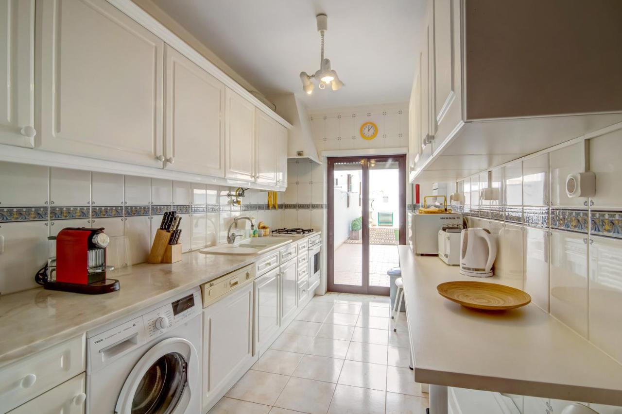 Apartamento Beira Mar Armacao de Pera Luaran gambar