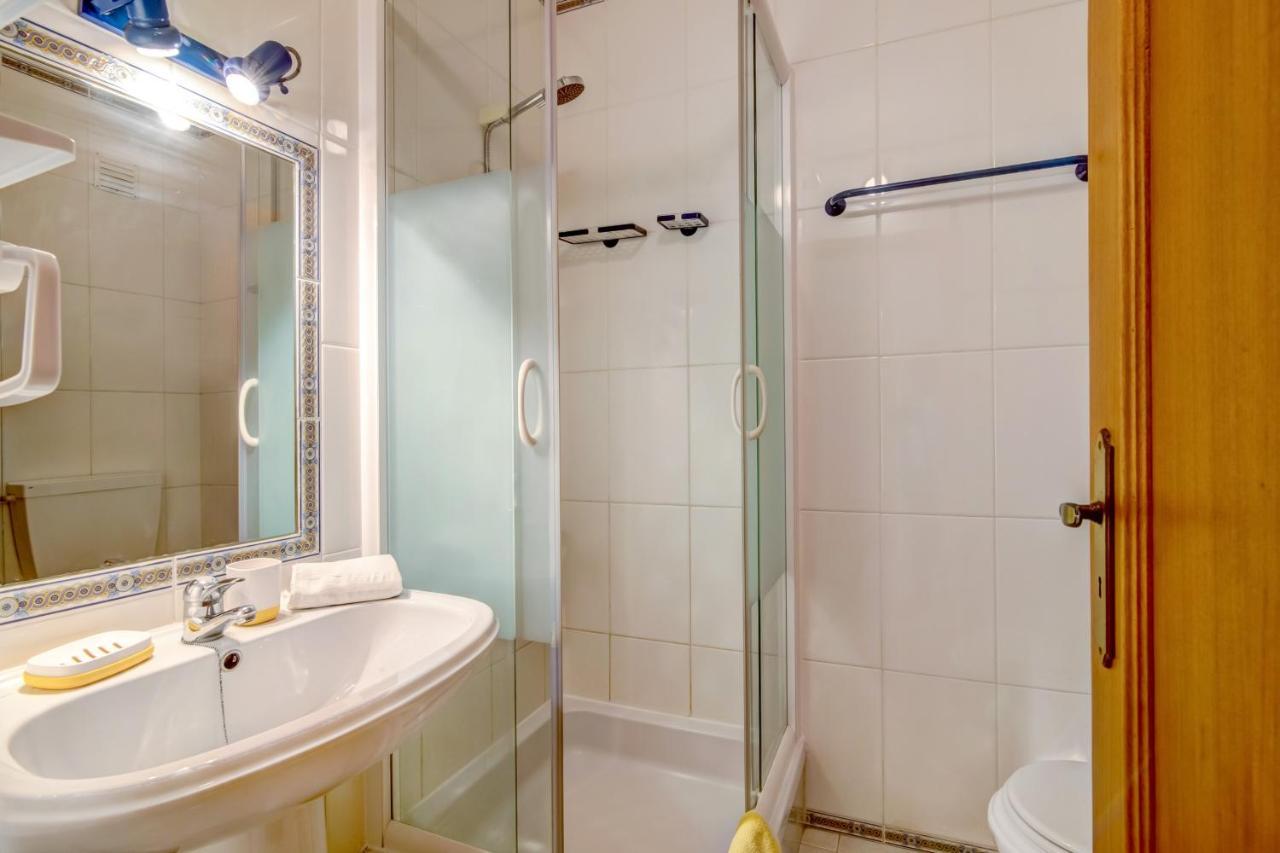 Apartamento Beira Mar Armacao de Pera Luaran gambar